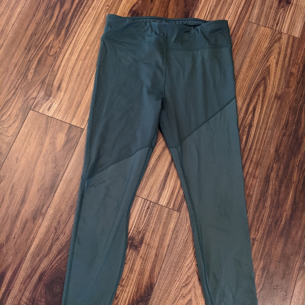 NWOT High Waisted Yoga Pants